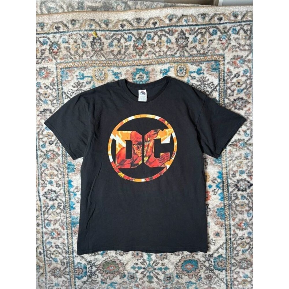 DC Comics The Flash Graphic Tee.